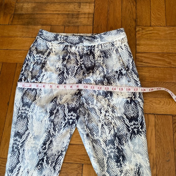 ZARA Basic Snake Print Pants XS High Waist Slim Leg Black White - Picture 6 of 9